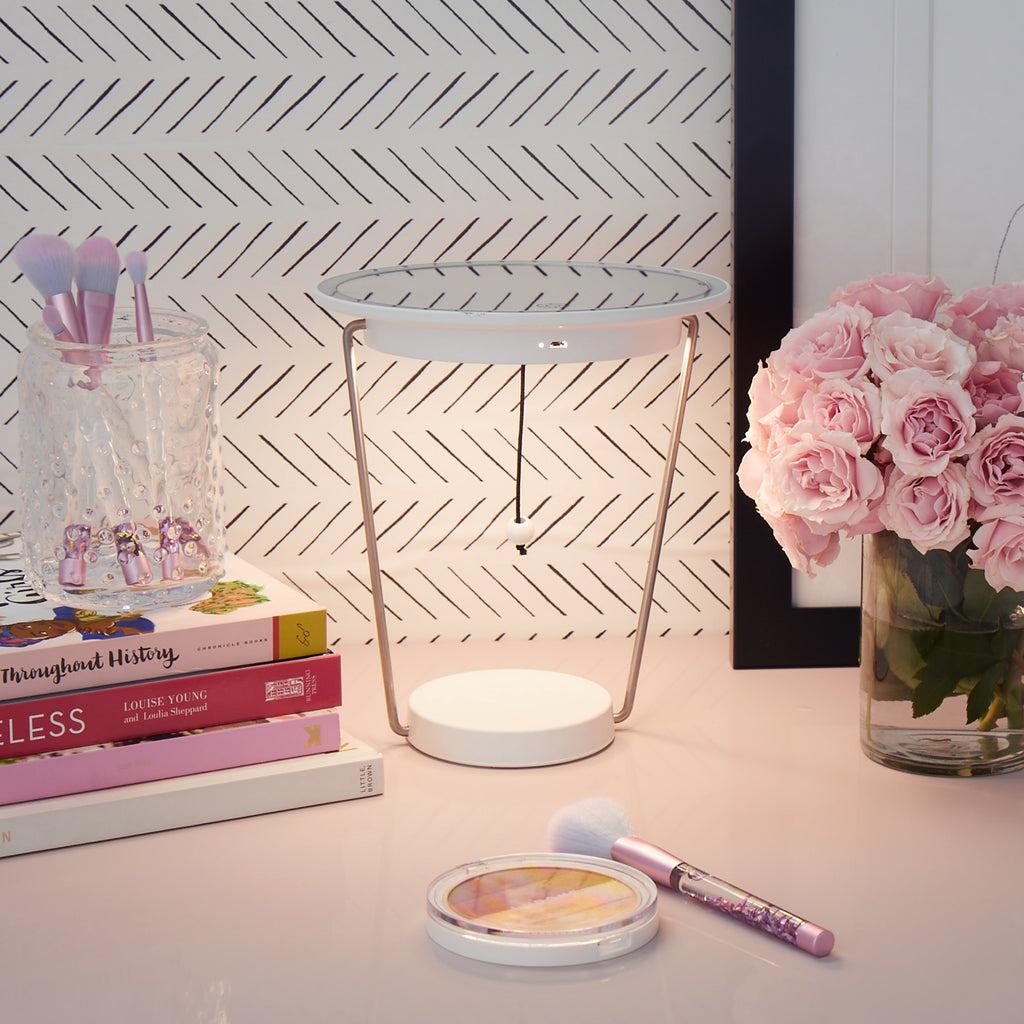 2-in-1 LED Mirror + Lamp